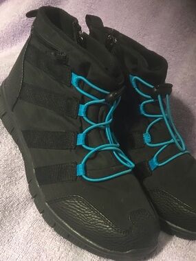 Black Women's High-Top Sneakers with Teal Lace Accents